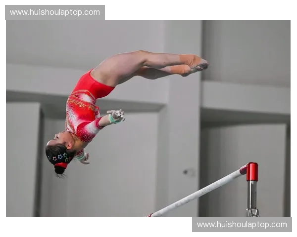 2026体操世界杯精彩揭幕 世界顶级选手竞逐荣誉再度激战